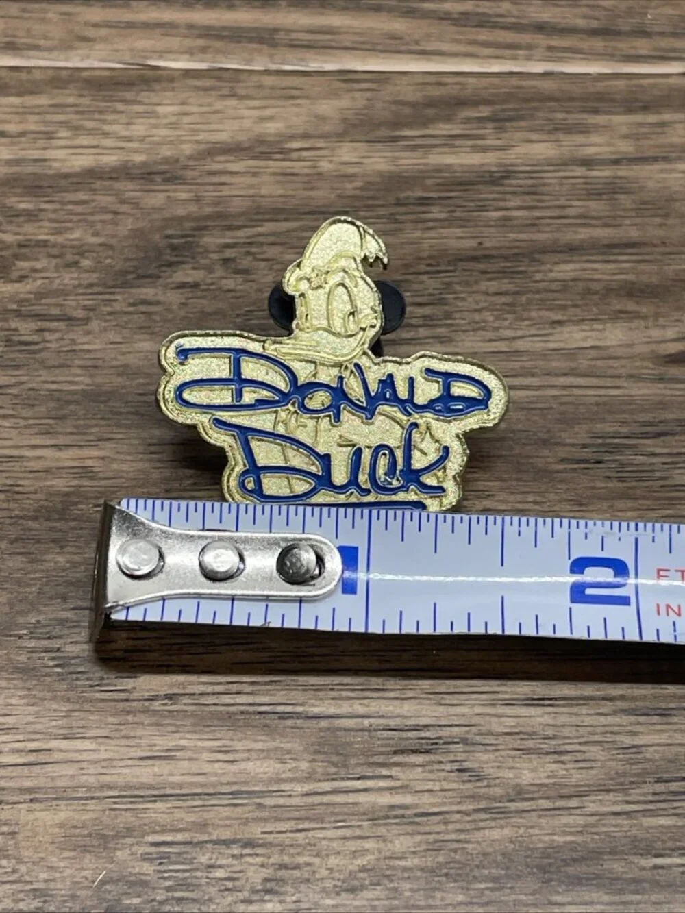 Disney Pin Donald Duck Signature Lanyard Series 2004 KG JD